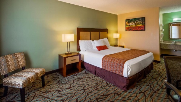 Key West Inn - Fairhope image 12